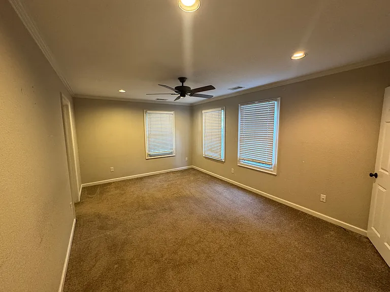 4217 C St #B — Photo 13