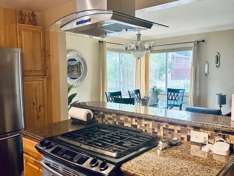 3415 E 29th Ave — Photo 5