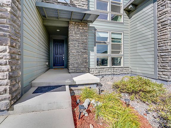 3rd image of 8321 Estes Park Ave