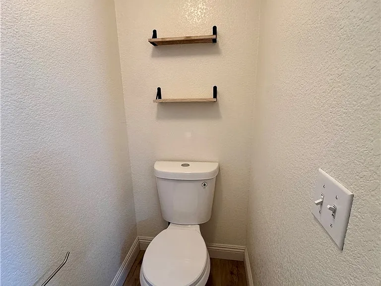 8405 Shady Shores Cir — Photo 17