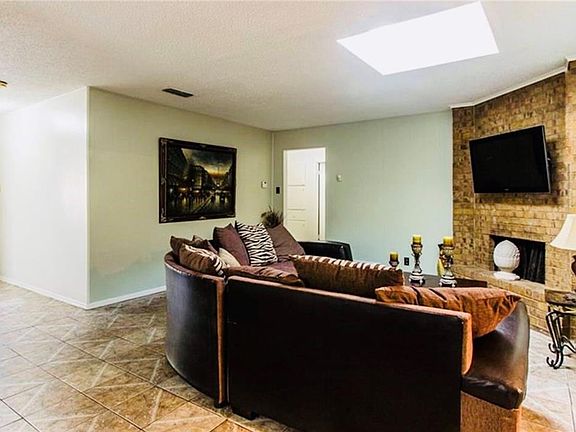 5th image of 5732 Denise Dr