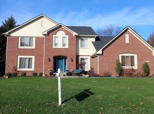 3434 Hawthorne Dr W, Carmel, IN 46033