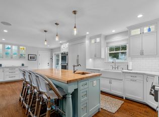 36 Keeher Ave, Newport, RI 02840