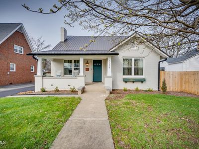 1354 E Center St, Kingsport, TN, 37664