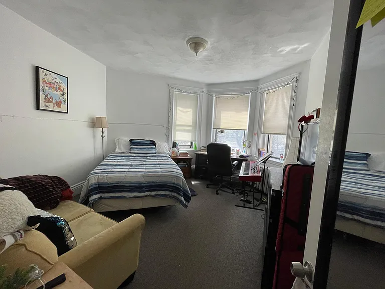 50 Charlesgate E #195 — Photo 8