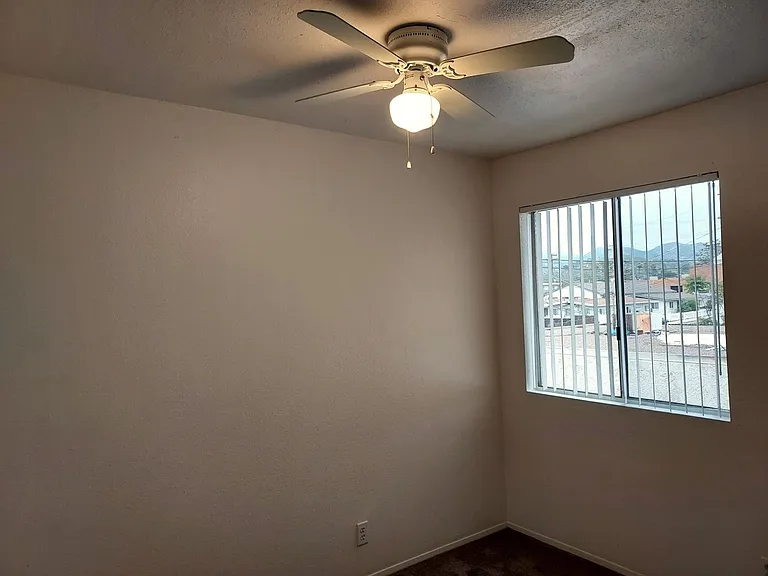 12349 Lakeshore Dr #8 — Photo 4
