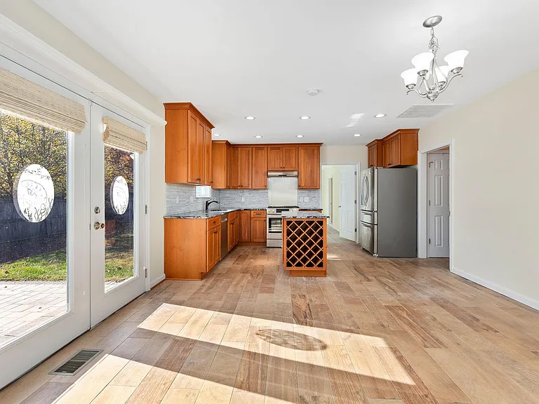 45455 Fellows St — Photo 9