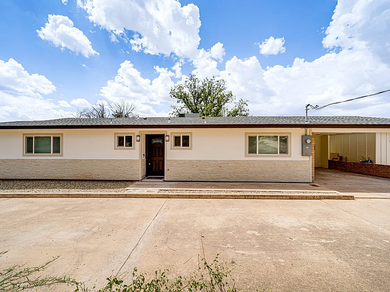 4496 N Montezuma Ave — Photo 9