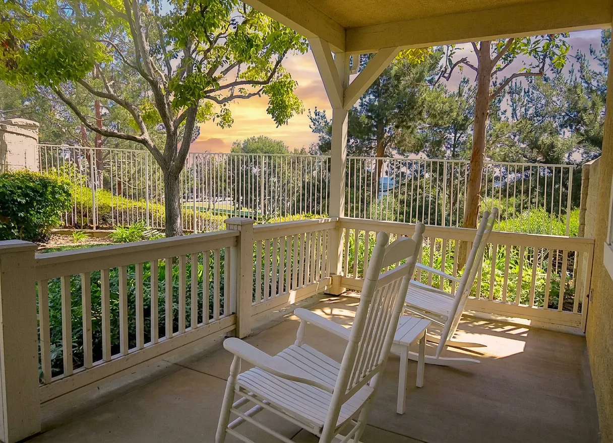 8 Nantucket Lane - 1 — Photo 2