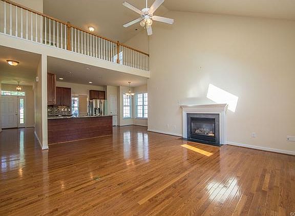 5th image of 4100 Cara Hill Ct