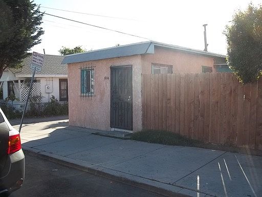 1st image of 1014 S Evans St APT 1