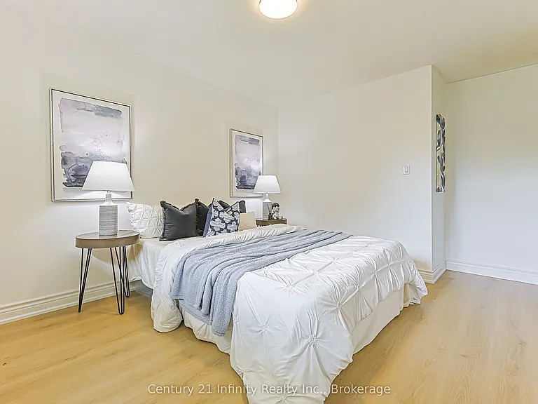 7 Robmar St — Photo 24