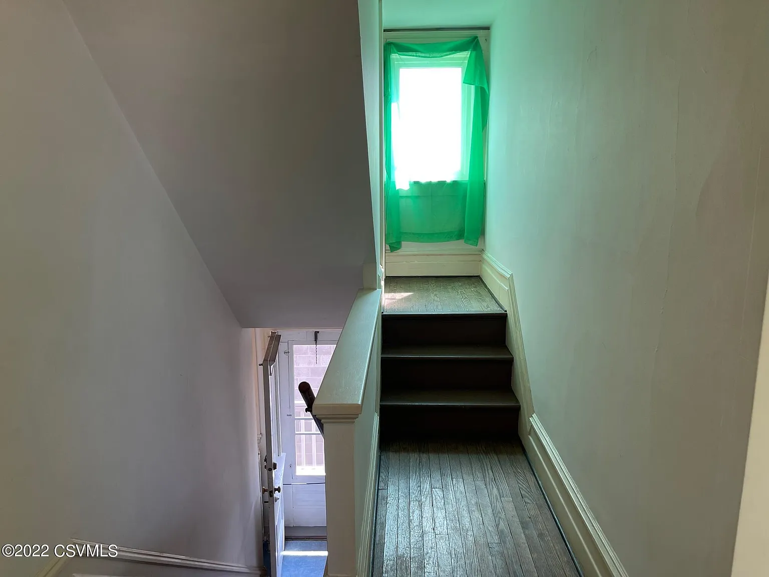2 bed, 60 sqft, $850 — Photo 2