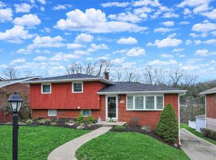 925 Lindenwood Dr, Pittsburgh, PA
