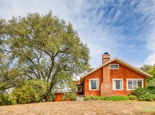 8869 Los Coches Rd, Lakeside, CA 92040