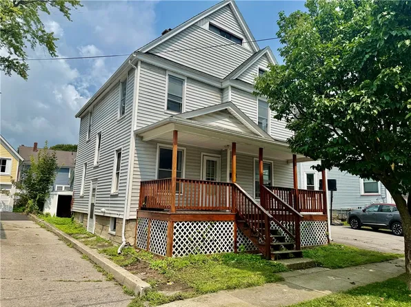 29 Dellinger Ave, Batavia, NY 14020