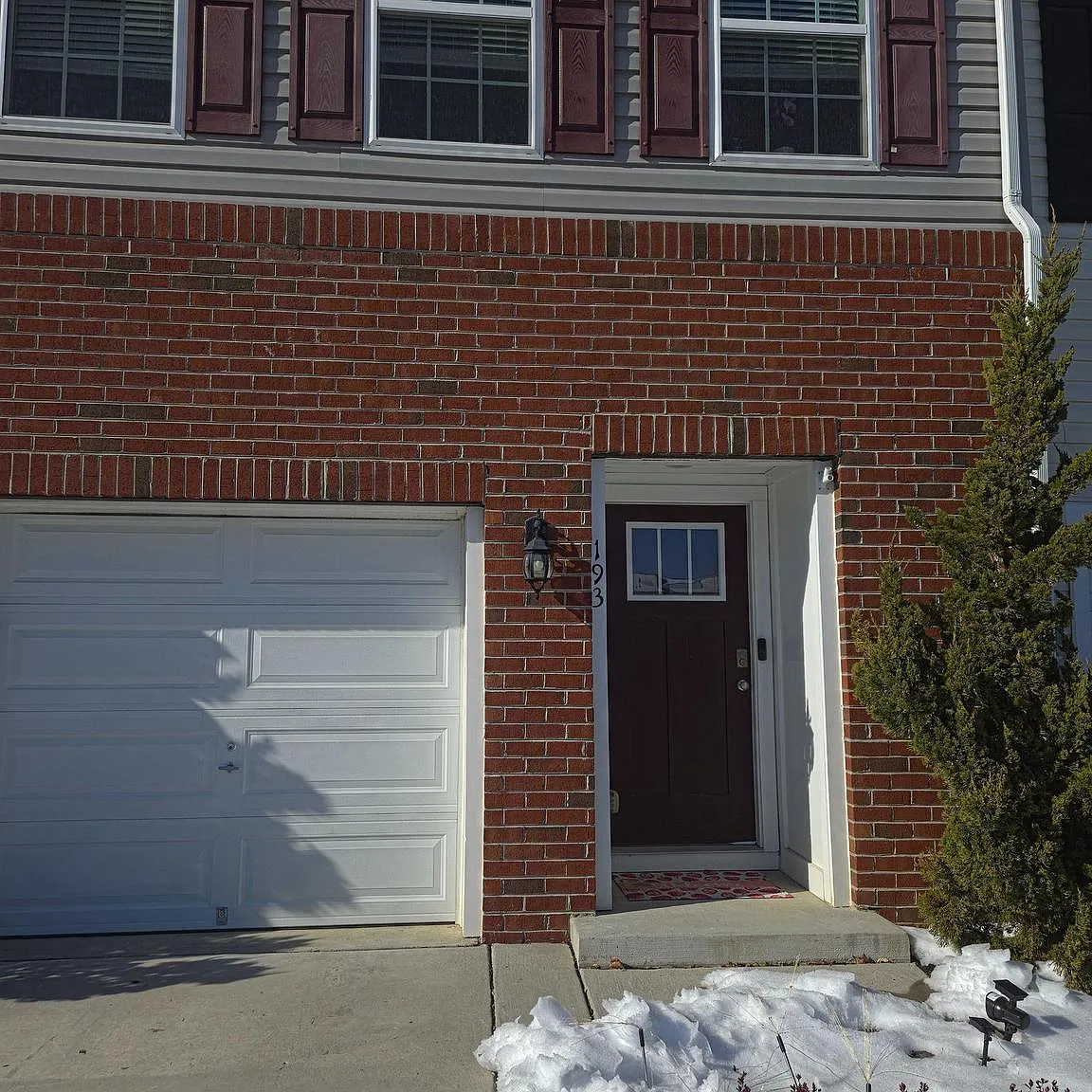 4 bed, 1880 sqft, $1,850 — Photo 2