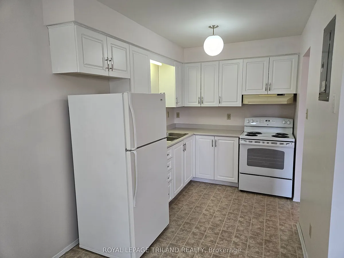 Building Photo - 91 Alexandria Ave #202