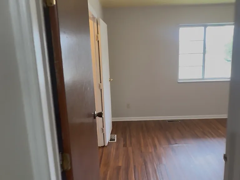 3060 Benchwood Dr — Photo 8