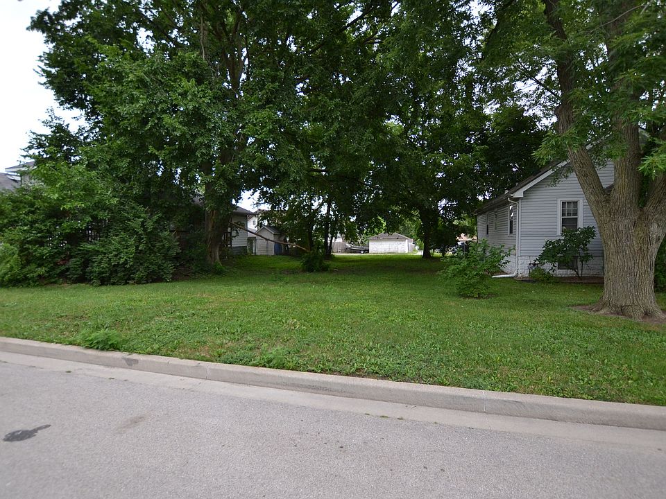 2nd image of 618 Ida St