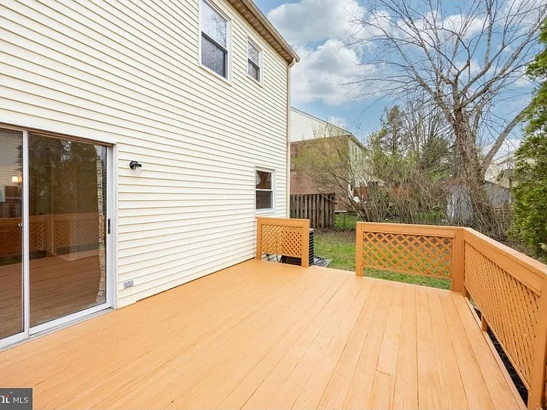 270 Grimley Rd — Photo 30