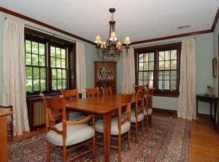 106 Oxford Rd, Chevy Chase, MD 20815