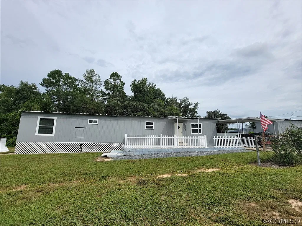 1 bed, 1.0 bath, 888 sqft, $1,100 — Photo 1