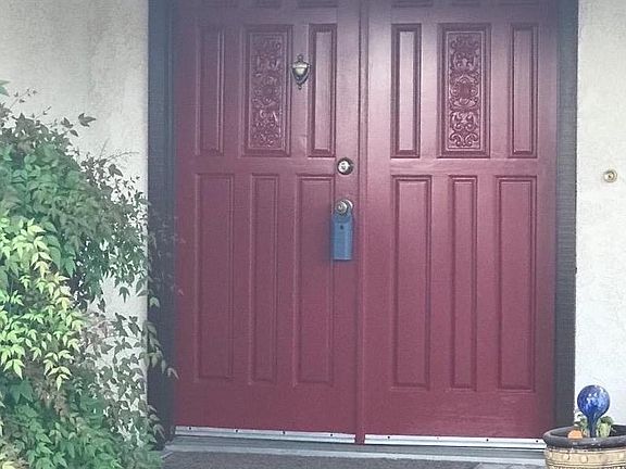 4th image of 1183 Menlo Ave