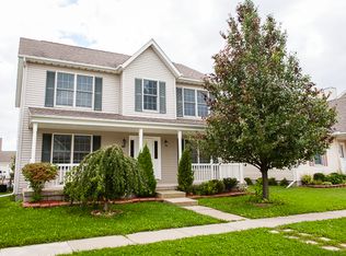 1001 Perry Ln, Normal, IL 61761