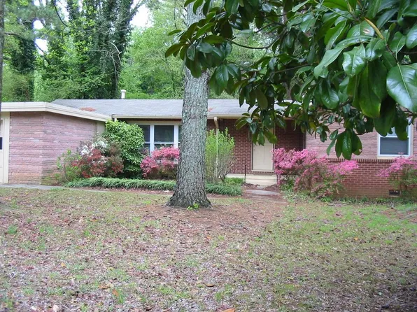 3870 Commander Dr, Atlanta, GA 30341