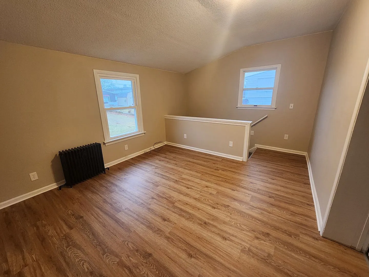 651 Lincoln Way West — Photo 3