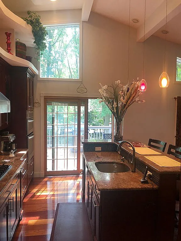 5 Hollow Tree Ct photo 1