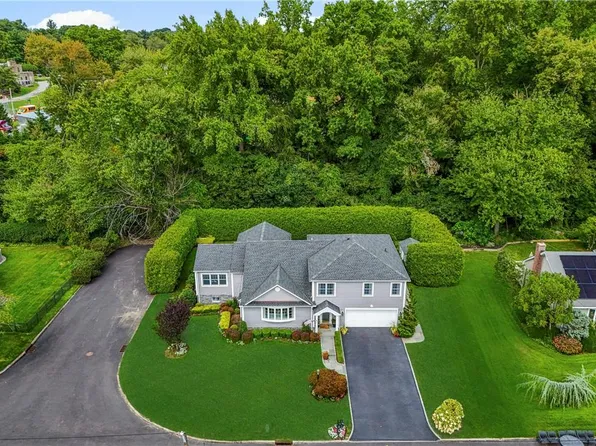 186 Seton Drive, New Rochelle, NY 10804