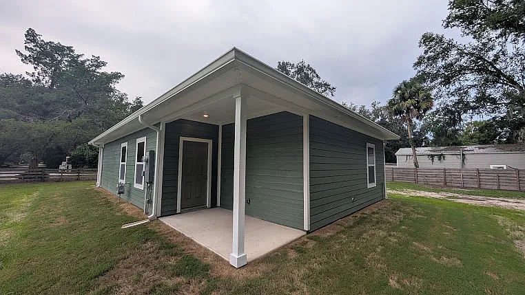 3325 S Palm Ave — Photo 16