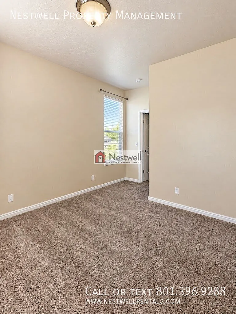 Light Filled 2-bed townhome in North Salt Lake! — Photo 3