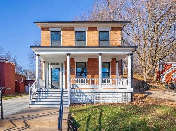 619 S Prospect St, Galena, IL 61036