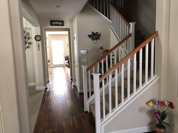 2nd image of 710 W Bonaventure Ave