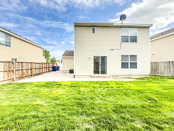 4th image of 2239 E Lennox Ln