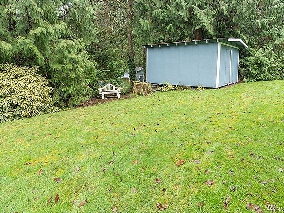 2nd image of 2406 201st Ave SE