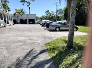8886 Avocado Blvd, West Palm Beach, FL 33412