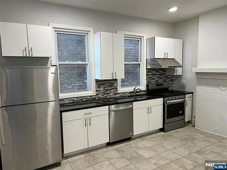 109 Frank E Rodgers Blvd N #2 — Photo 10