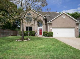 9815 Summer Breeze Dr, Pearland, TX 77584