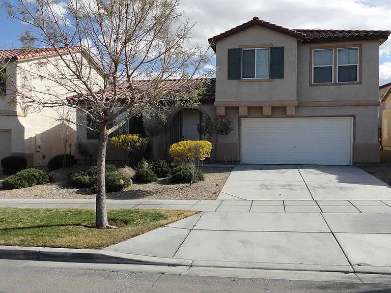 9321 Dorrell Ln — Photo 1