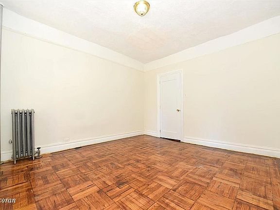 4th image of 1717 Walton Ave APT 1B