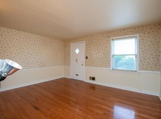 66 Underwood Pl NW, Washington, DC 20012