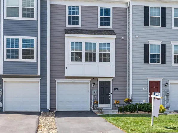 76 Cecily Way, Ranson, WV 25438