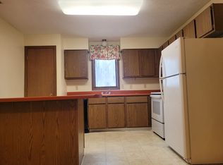 2636 Saint Patrick Ave, Grand Island, NE 68803