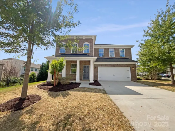 947 Pecan Tree Ln, Fort Mill, SC 29715