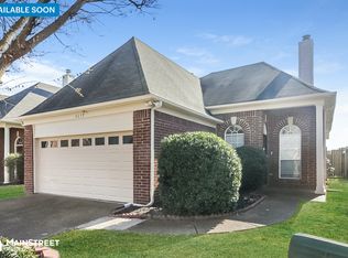 8659 Eagle View Dr, Cordova, TN 38018