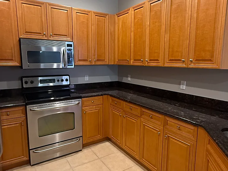 240 W End Dr #623 — Photo 7